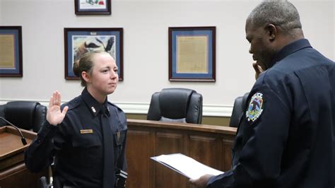 meagan hall police officer|La Vergne sexual harassment case over fired police。